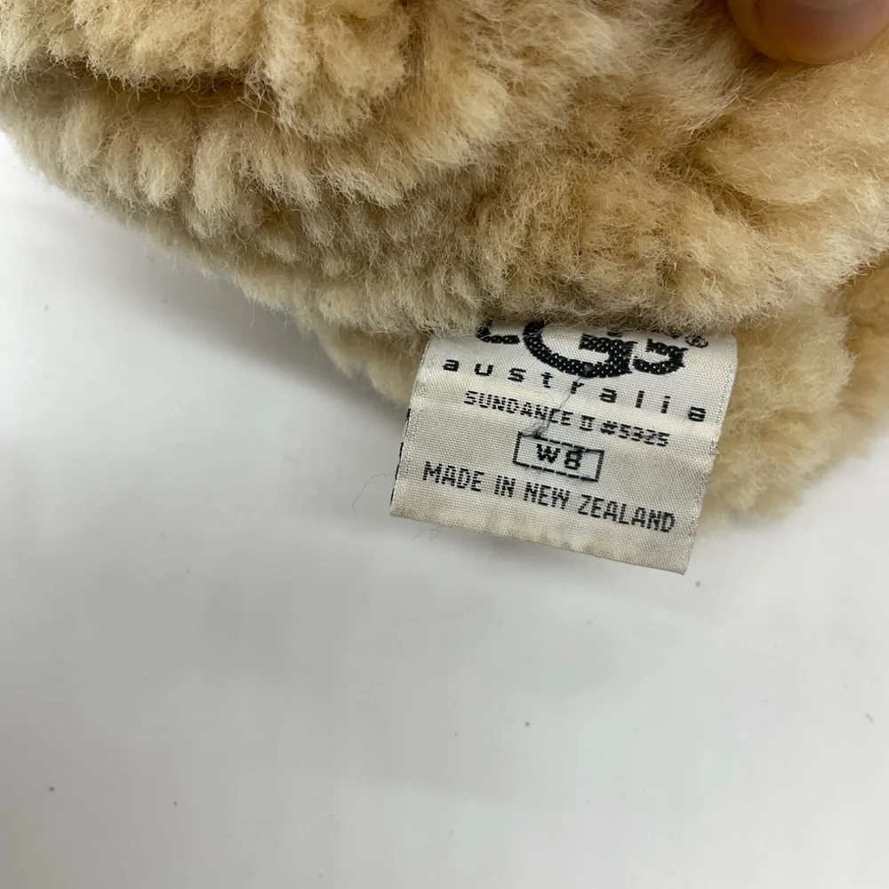 UGG TALL SUEDE SHEEPSKIN BOOTS 8 WIDE - Picture 6 of 8